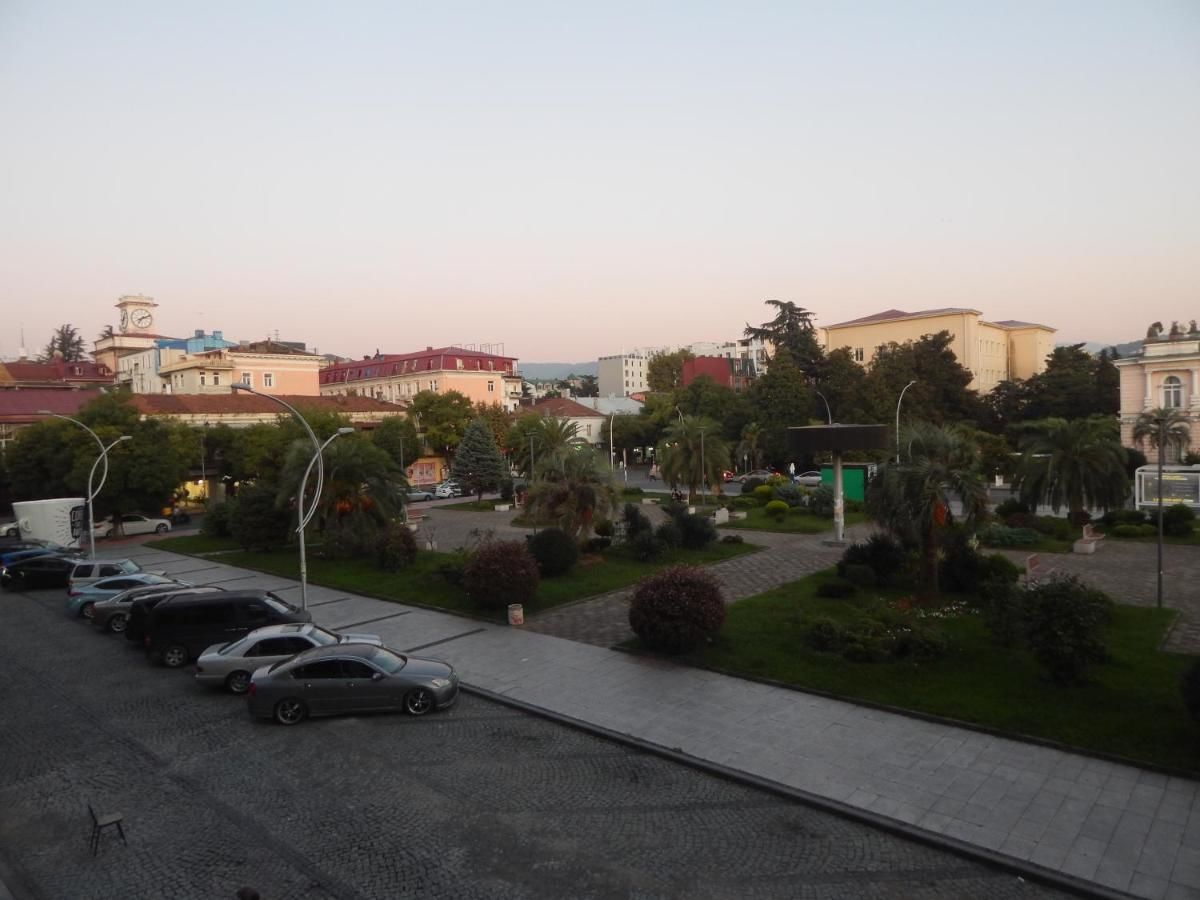 Отель Hotel MELINI Батуми-38